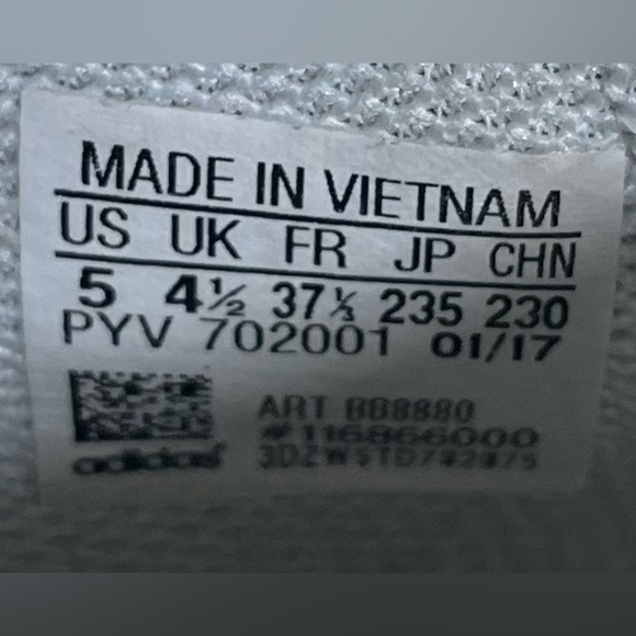 Adidas Tubular Shadow Knit Womens Size 6 (5Y) Athletic Shoes Gray Black BB8880 - Picture 8 of 8